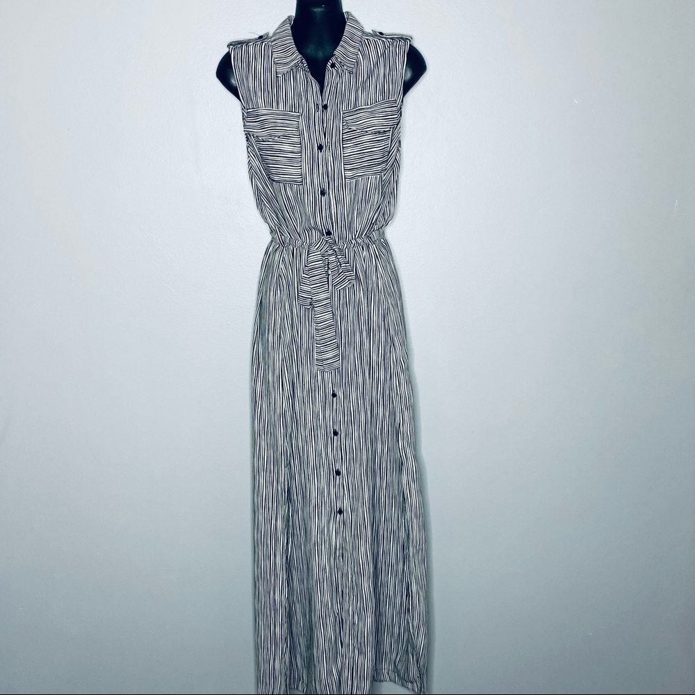 Mossimo Vertical Stripe Maxi Dress